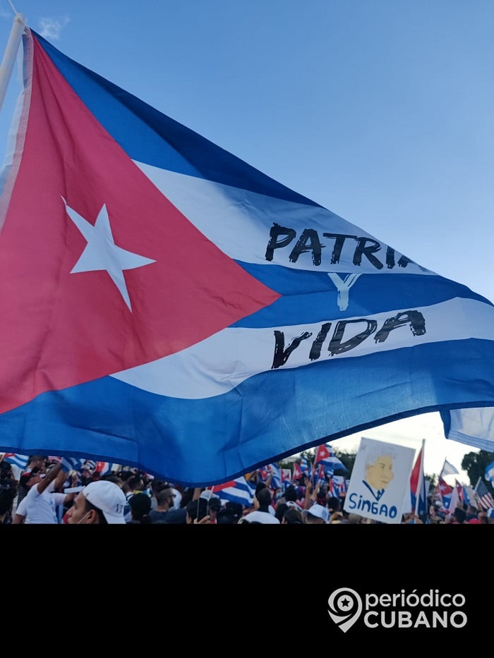 Cubanos protestan en Hialeah