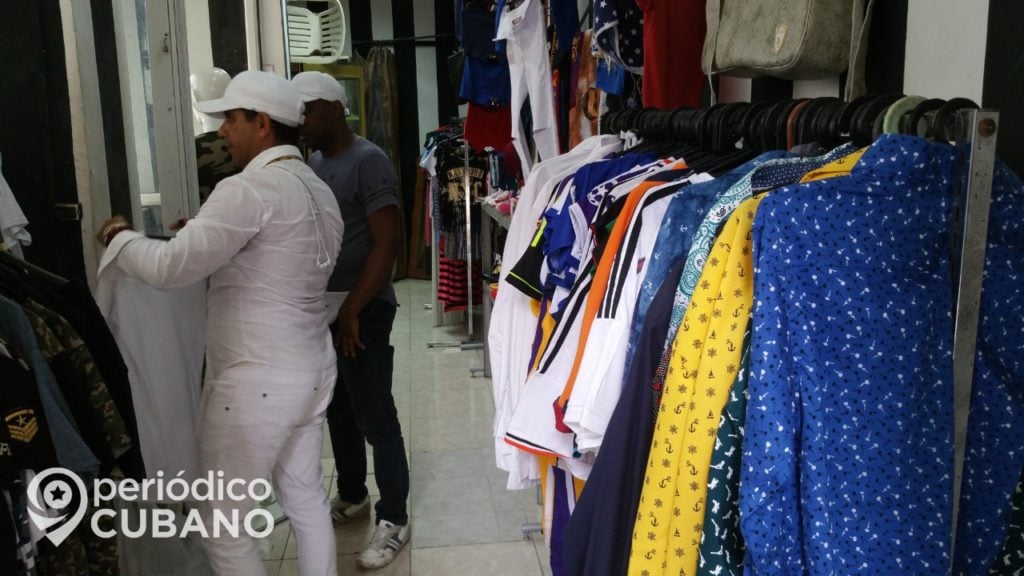 Gobierno cubano regula las ventas de garaje 
