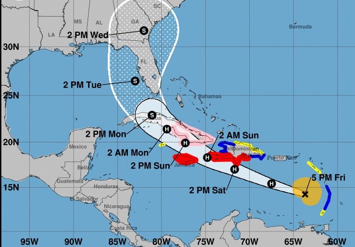 Huracán Elsa causa destrozos en la isla de Barbados