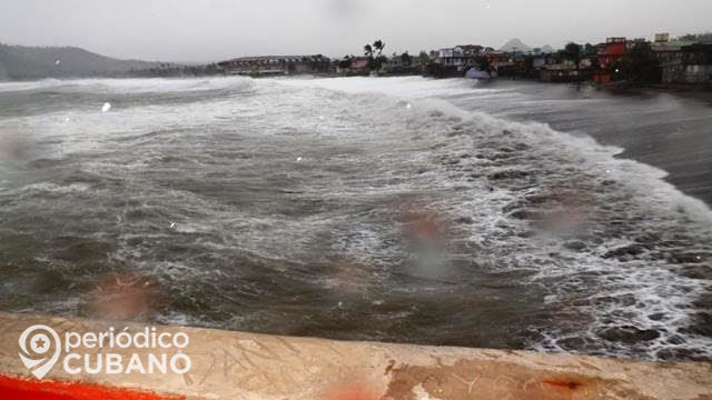 Tormenta en Baracoa. (Imagen de referencia: Periódico Cubano).