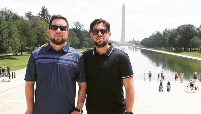 Los Pichy Boys asisten a manifestaciones en la Casa Blanca
