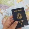Unión Europea aconseja volver a implantar restricciones de viaje para los estadounidenses