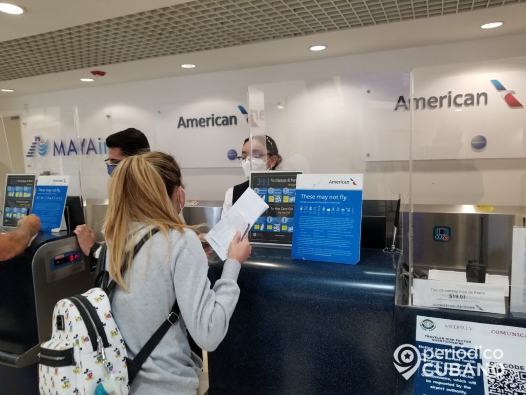 EEUU eliminará requisito de examen PCR negativo para viajeros vacunados