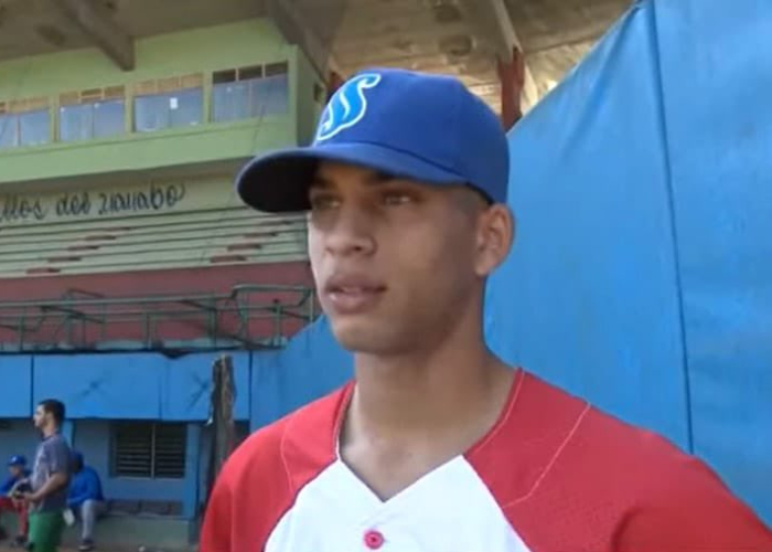 Pelotero cubano abandona equipo Cuba sub-23 en México 