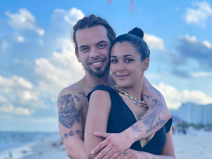 ¿Camila Arteche abandona a Néstor Jimenez Jr._ La actriz viaja sola a Colombia
