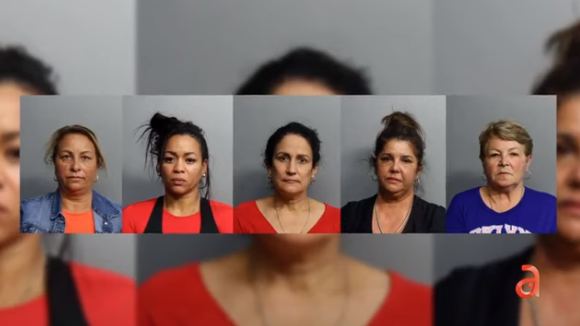 Cinco cubanas acusadas de robo