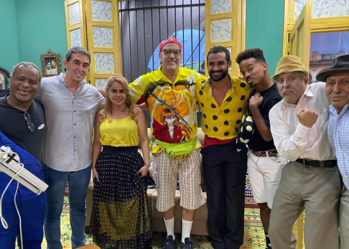 Vivir del cuento” graba capítulos de la serie con nuevos personajes?