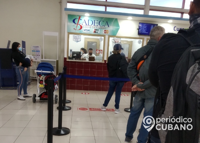 ¿Cadeca venderá dólares a los viajeros antes de salir por los aeropuertos cubanos