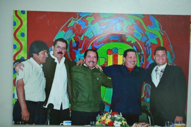 Izquierdista Xiomara Castro de Zelaya, primera mujer presidenta de Honduras1 (2)