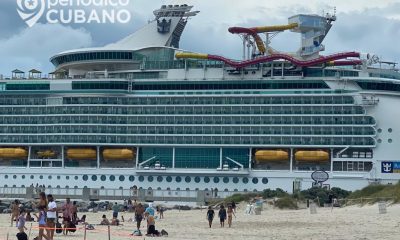 Crucero de Royal Caribbean regresó a Miami con más de 40 casos positivos de COVID-19