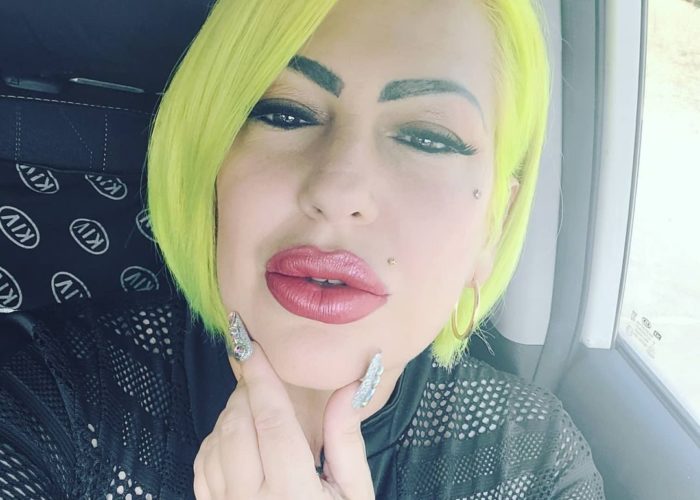 La Diosa prohibida en el paquete