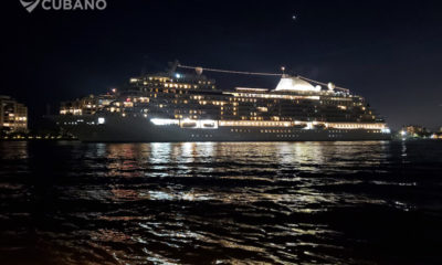 Crucero saliendo de Miami. (Periódico Cubano)