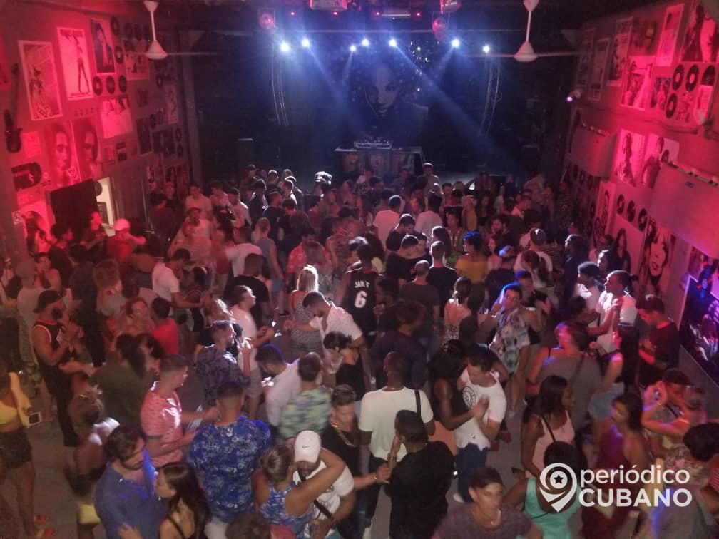 Discotecas y espacios de recreación permanecerán cerrados en Cuba por alza de contagios