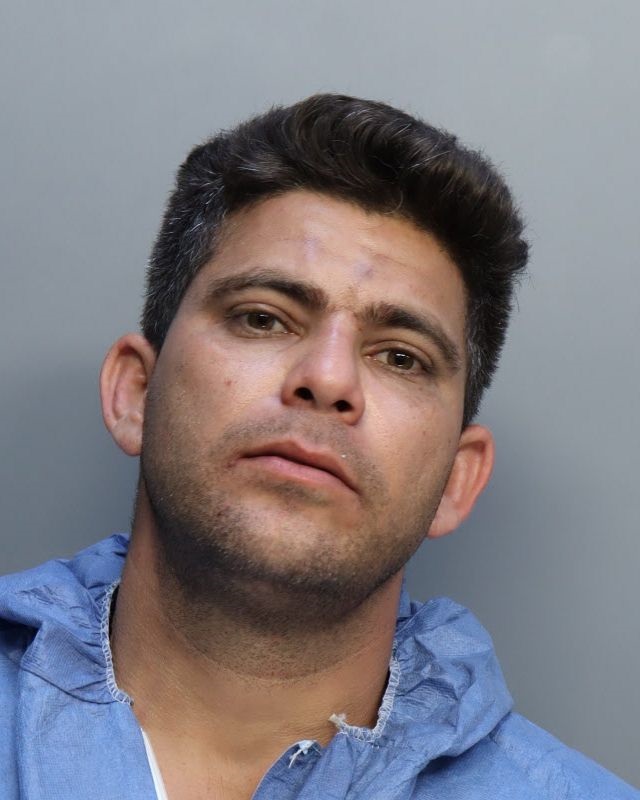 Un hombre hospitalizado en estado grave y un cubano detenido fue el resultado de un tiroteo generado por una fuerte discusión
