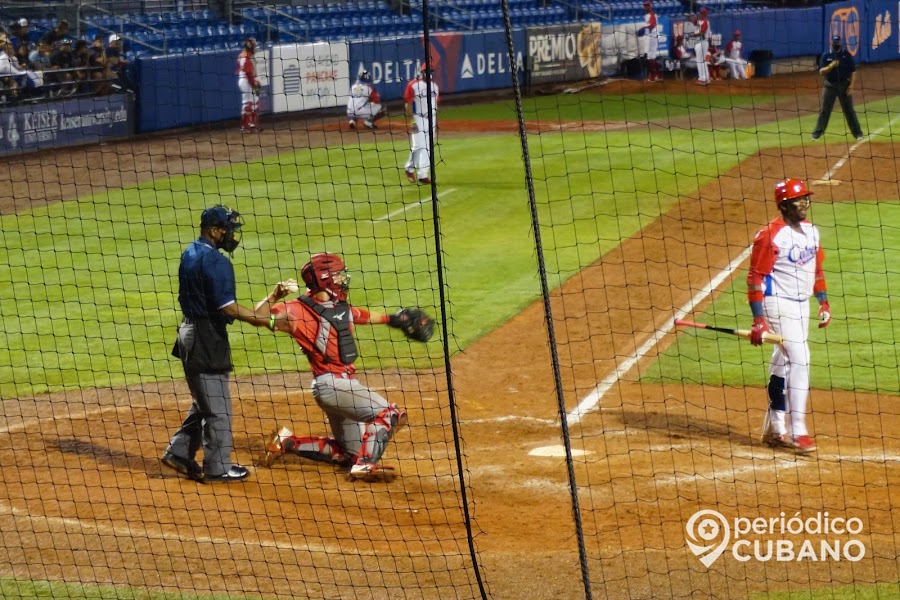 Yadir Drake pelotero cubano peloteros béisbol. (Periódico Cubano)