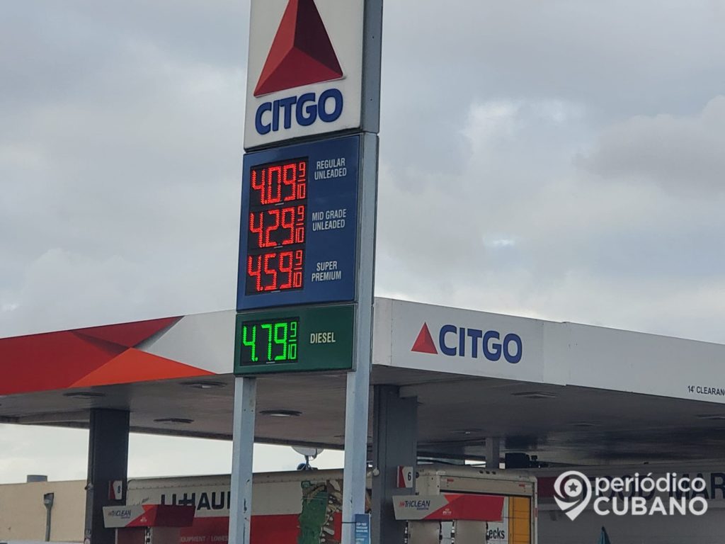 Biden prohíbe la compra de petróleo y gas a Rusia