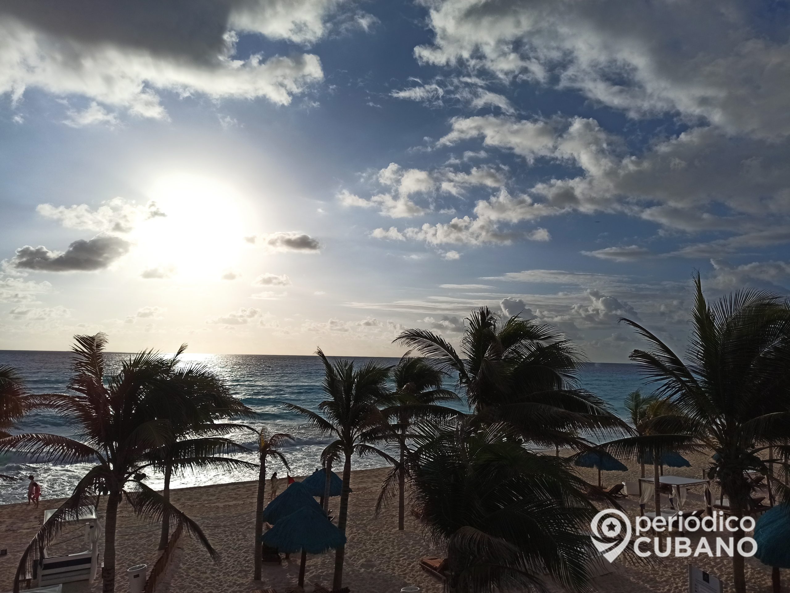 Más de diez balseros cubanos desembarcaron en la zona hotelera de Cancún