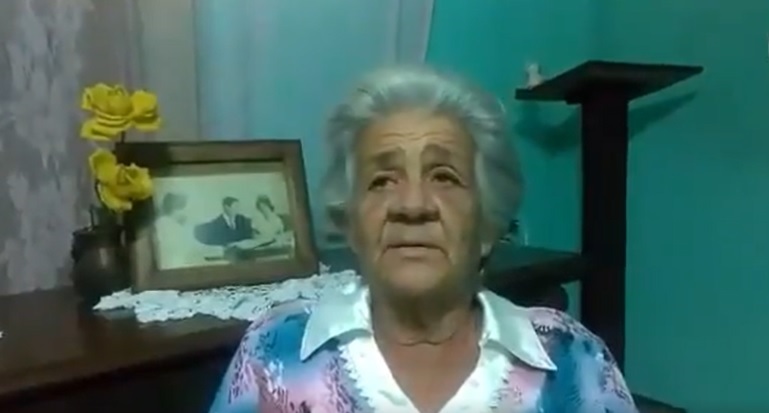 anciana perseguida por la Seguridad del Estado