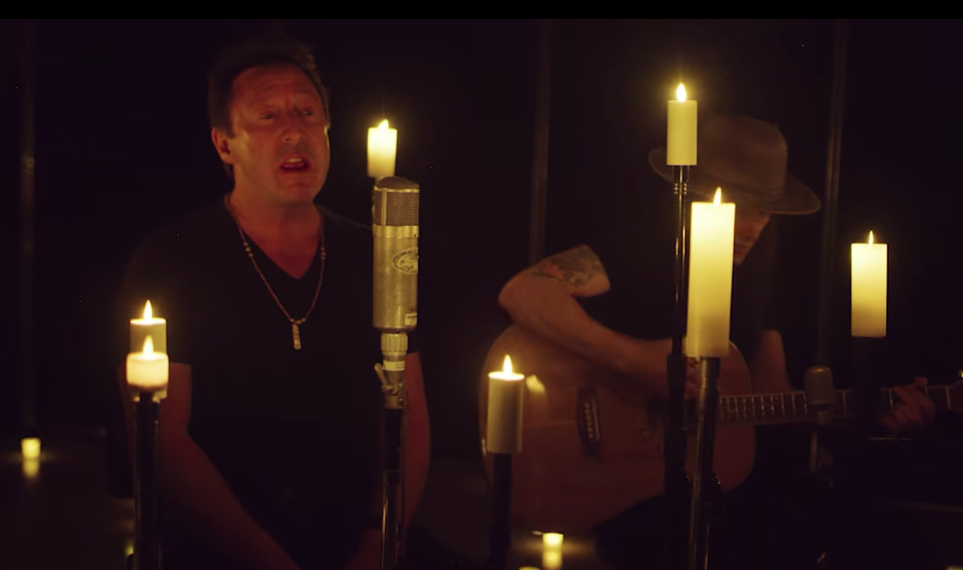 Julian Lennon canta Imagine