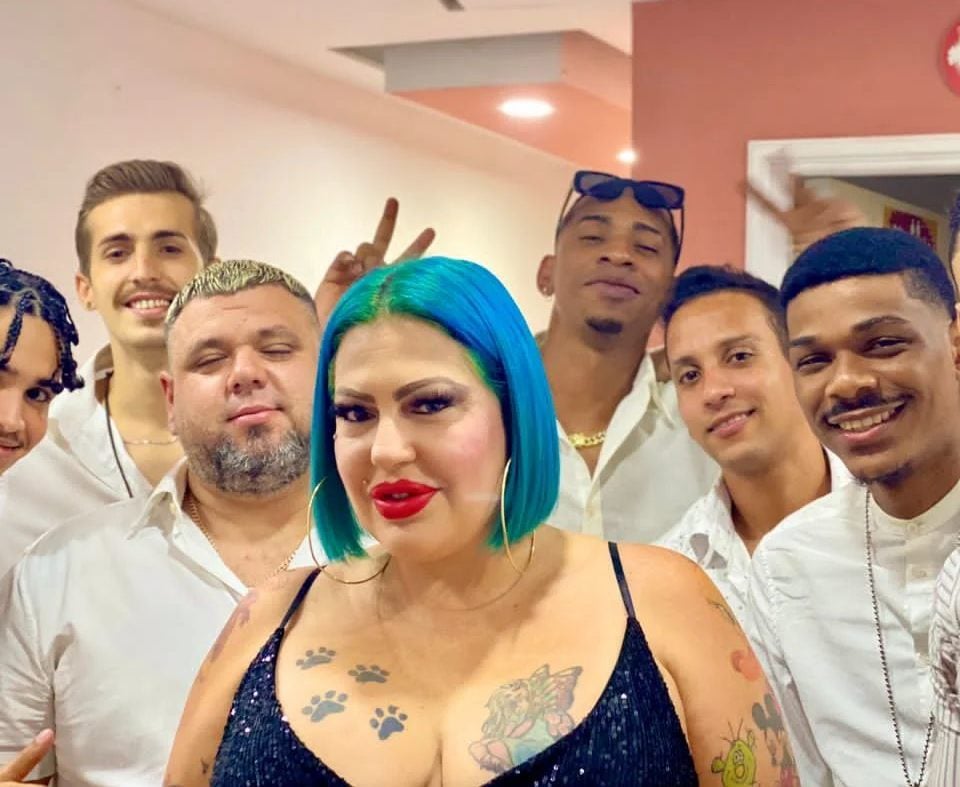 La Diosa y su grupo