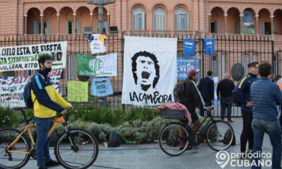 Subastan la camiseta de Maradona con la que anotó el gol de la “Mano de Dios”