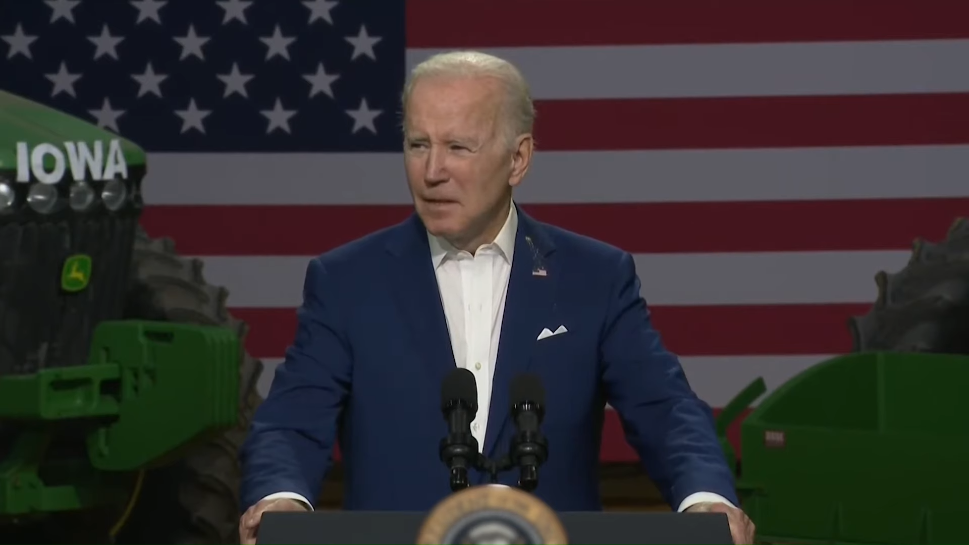 Biden pide “enfrentar” al lobby de armas tras la masacre en Texas donde murieron 19 niños