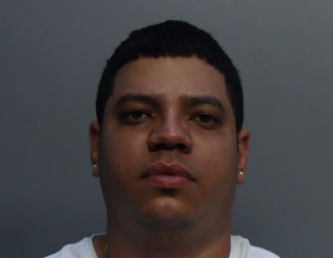 Operativo encubierto permite el arresto de un proxeneta de origen cubano en Miami