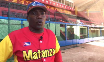 Así agredió Ariel Sánchez al público de Sancti Spíritus en la semifinal de la pelota cubana