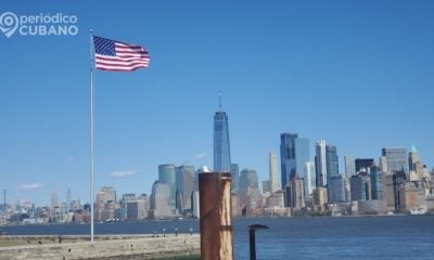 Bandera EEUU Manhattan. (Periódico Cubano)