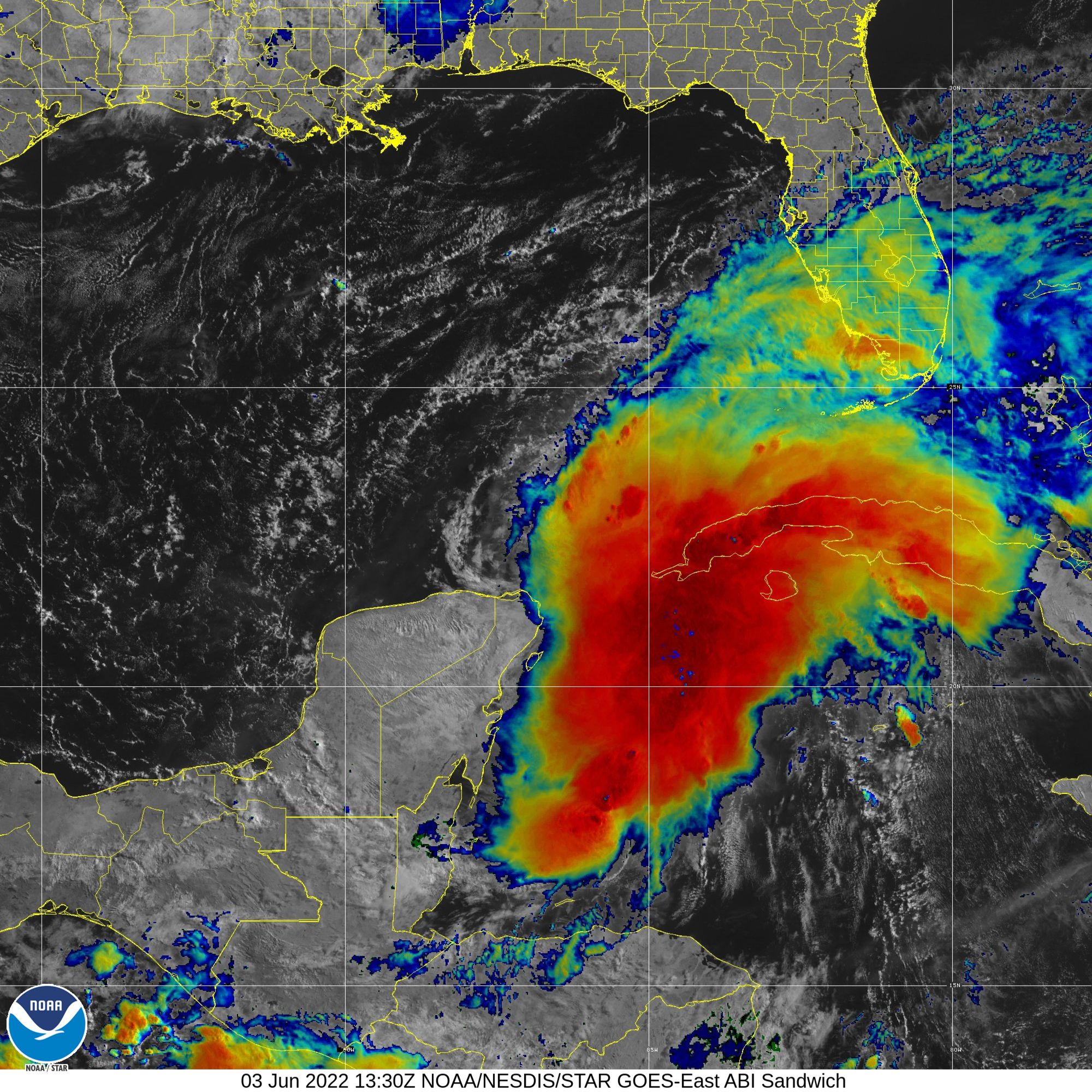Importantes inundaciones en La Habana por fuertes lluvias asociadas a la potencial tormenta tropical Alex