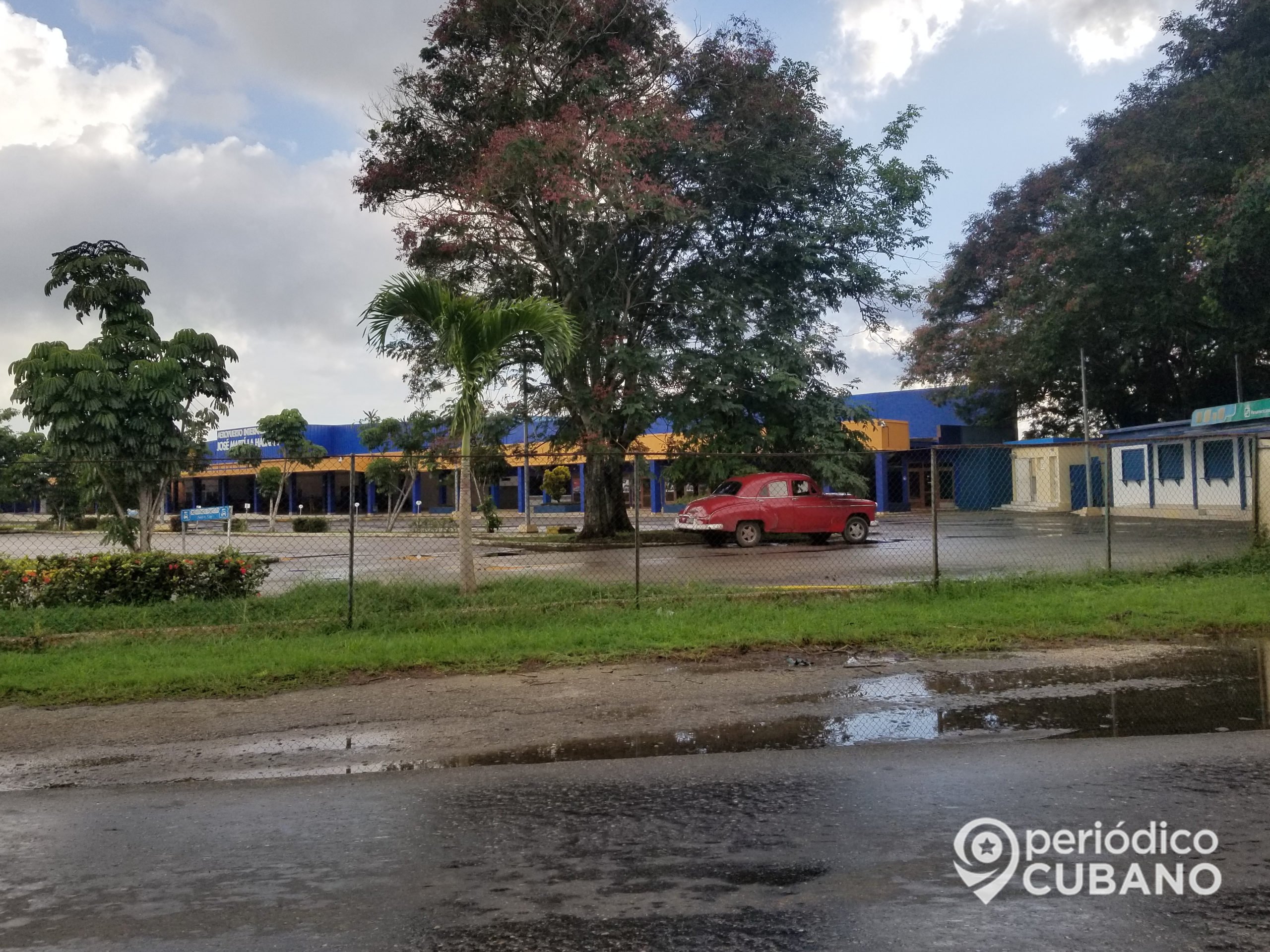 Denuncian robos con violencia durante el tránsito a provincia de los viajeros que llegan al Aeropuerto de La Habana