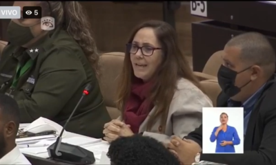 Mariela Castro llora en la Asamblea Nacional por la continuidad del proceso revolucionario