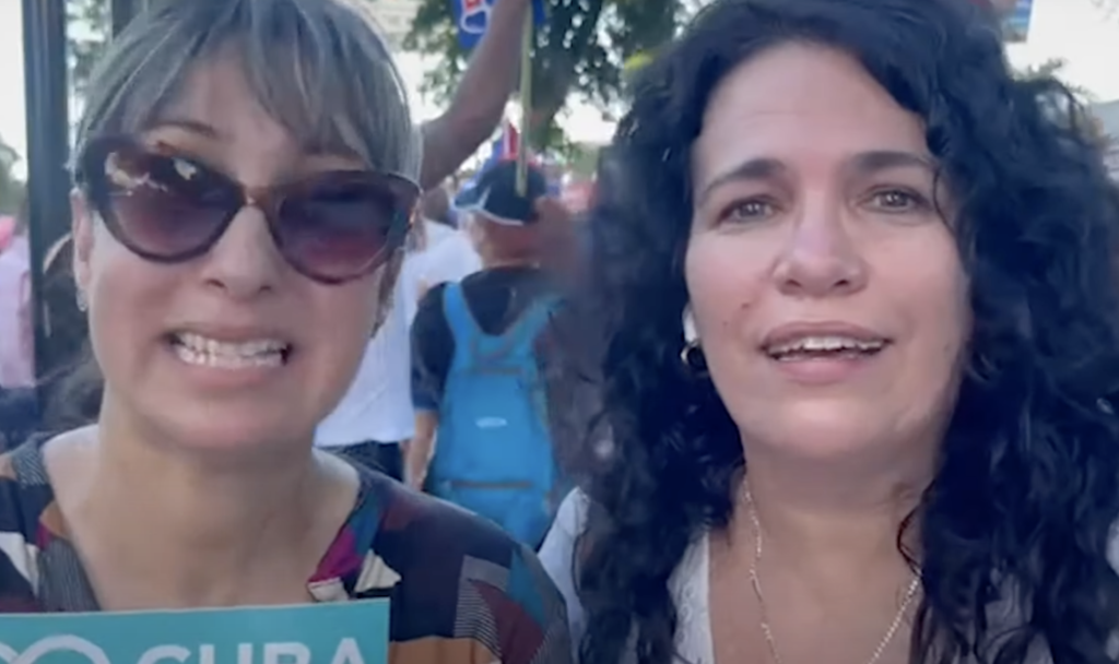 Yerlin Pérez y Gelliset Valdes en manifestación por el 11J