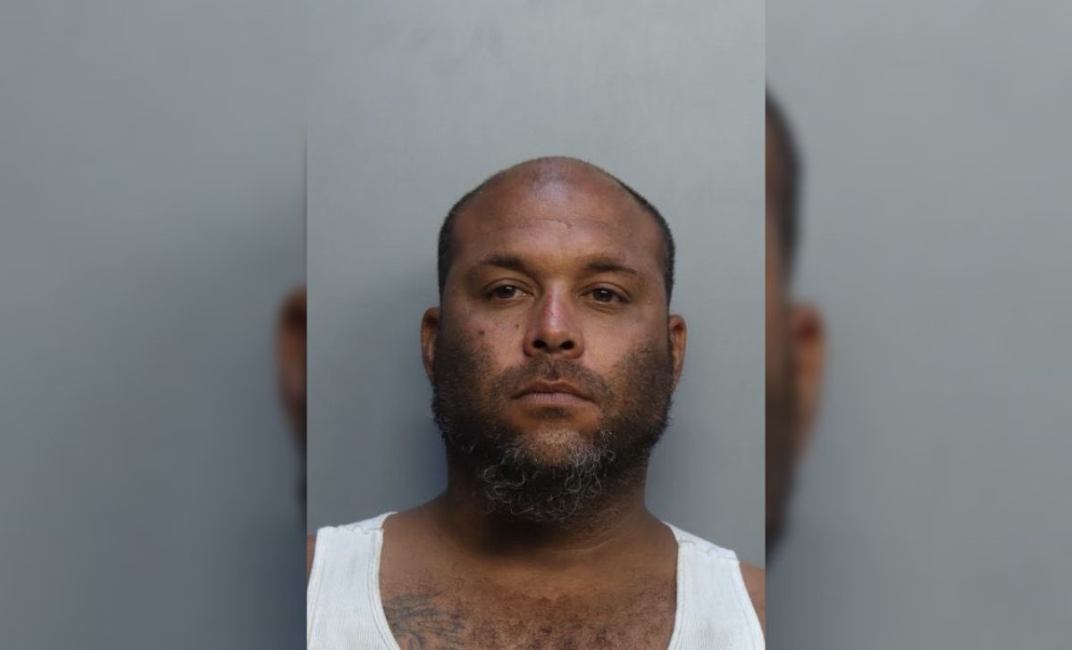 Cubano detenido por presuntamente robar 2.000 dólares a su padre para comprar droga en Miami