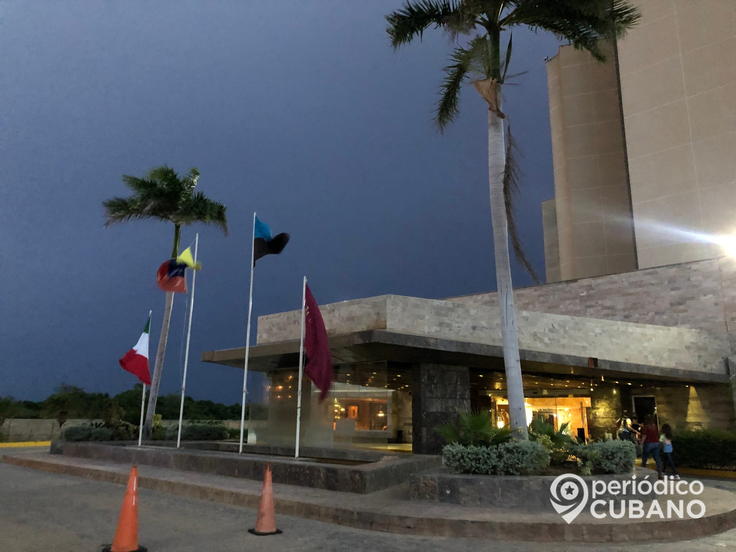 Turistas cubanos de compras en Venezuela gastan 5.000 dólares en solo tres días