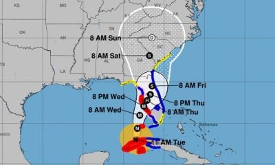 Alertan a residente del sur de Florida sobre posibles inundaciones a causa del huracán Ian