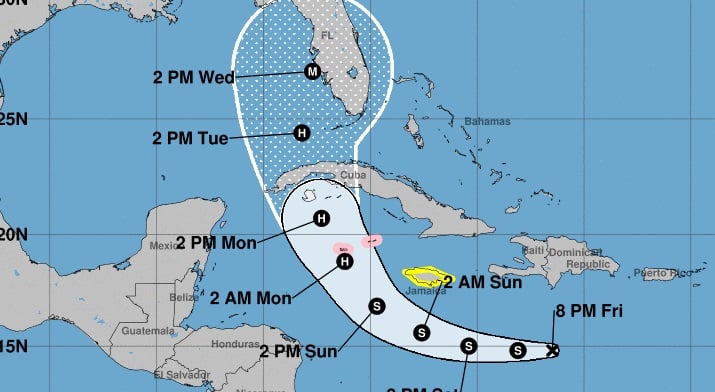 Declaran estado de emergencia en 24 condados de Florida por amenaza de posible huracán