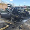 Dos vehículos se incendian en el parqueo del restaurante ‘El imperio de la Comida’ en Hialeah