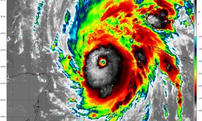 Huracán Ian toca tierra en La Coloma como un poderosos categoría 3