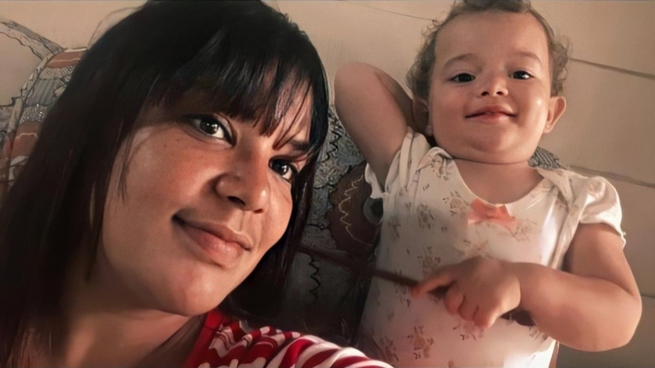 Madre de niña fallecida en el hundimiento de la lancha en Bahía Honda cuenta cómo fue la embestida de los guardafronteras
