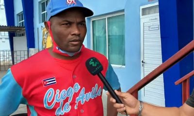 Pelotero avileño Yoelvis Fiss abandona Cuba para migrar a EEUU