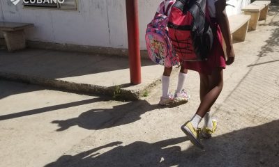 La Habana saca casi 3.000 maestros del resto de Cuba para llenar vacantes en el curso escolar