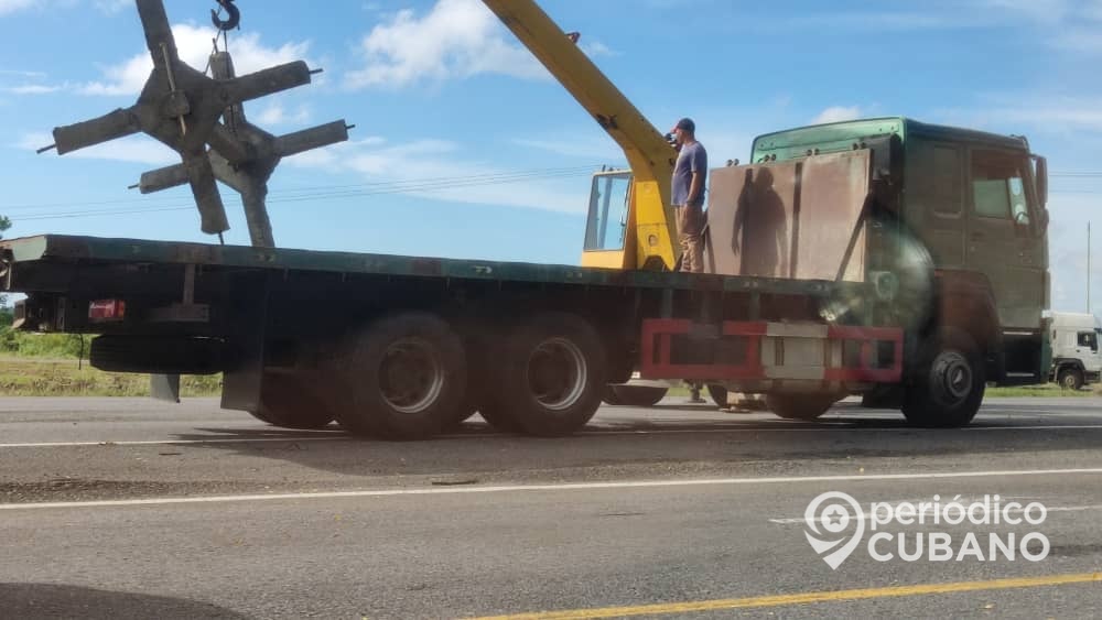 Maniobras militares paralizan la autopista nacional en Cuba