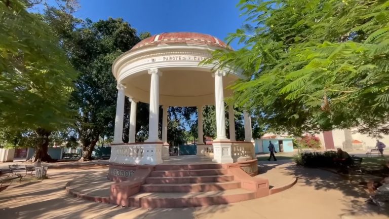 Quivican glorieta del parque