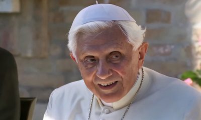 Benedicto XVI está muy enfermo
