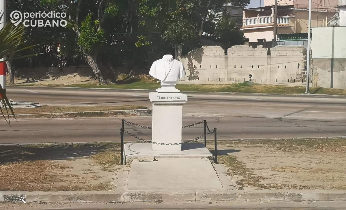 Busto decapitado del General José Lacret Morlot (2)