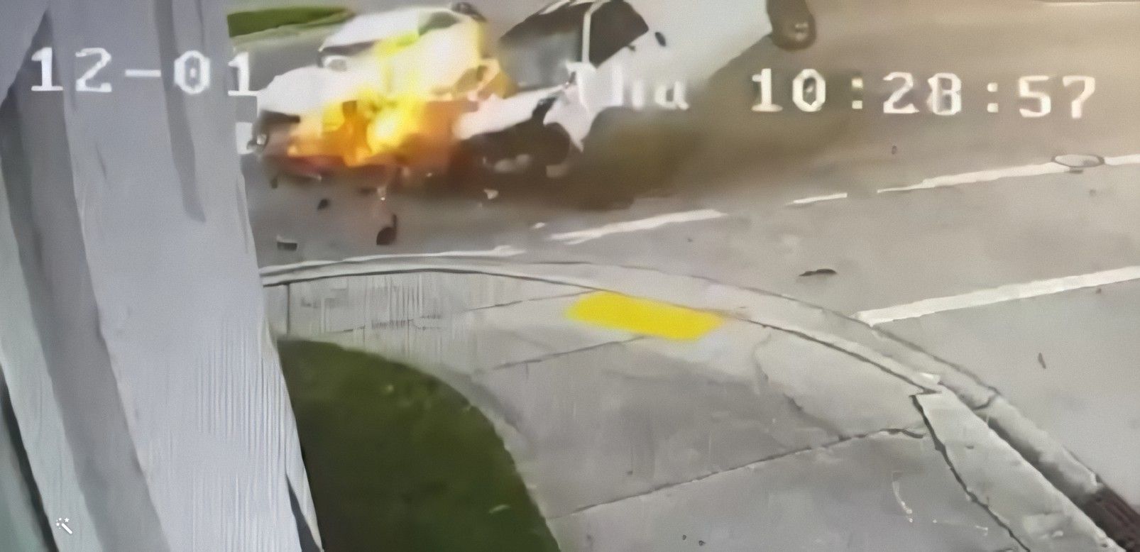 Revelan imágenes del aparatoso choque de dos vehículos en La Pequeña Habana