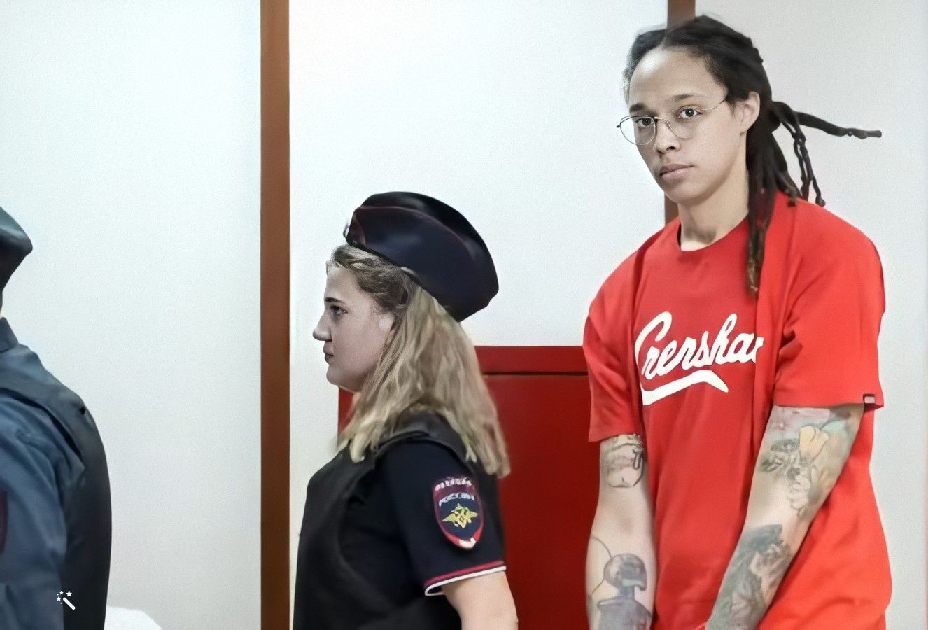 Rusia libera a la basquetbolista Brittney Griner a cambio de un traficante de armas detenido en EEUU