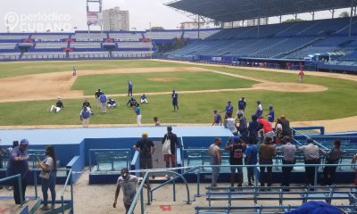 Picher cubano Luis Danys Morales firma por una cifra récord su primer contrato en la MLB