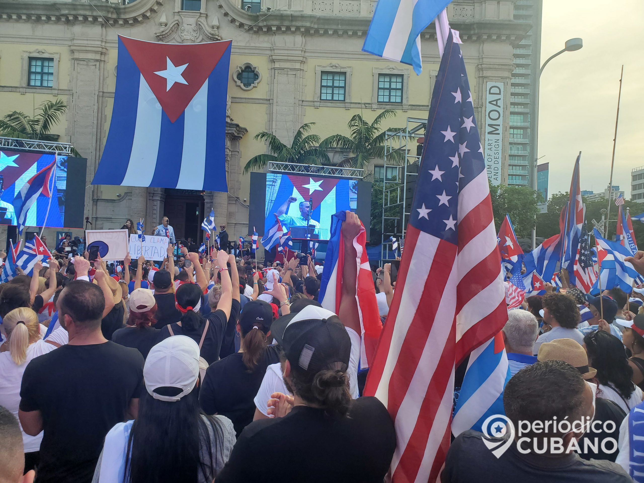 Washington explica porque se reúne con el régimen cubano al cual considera “patrocinador del terrorismo”